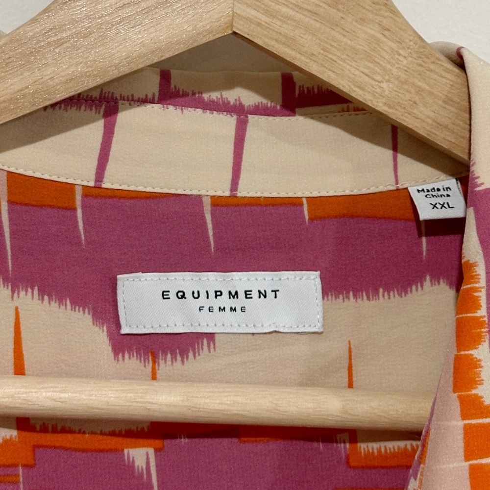 Equipment Essential Silk Blouse - Picture 8 of 14